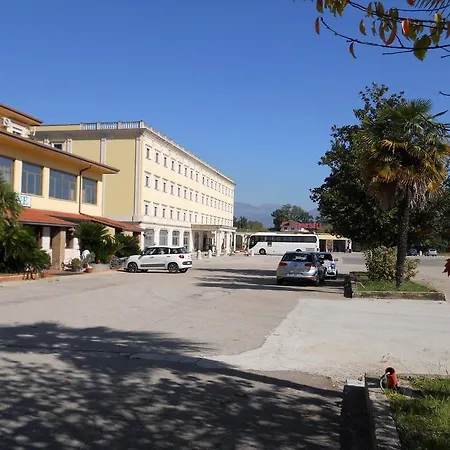 Grand Hotel Pavone Hotel 3*